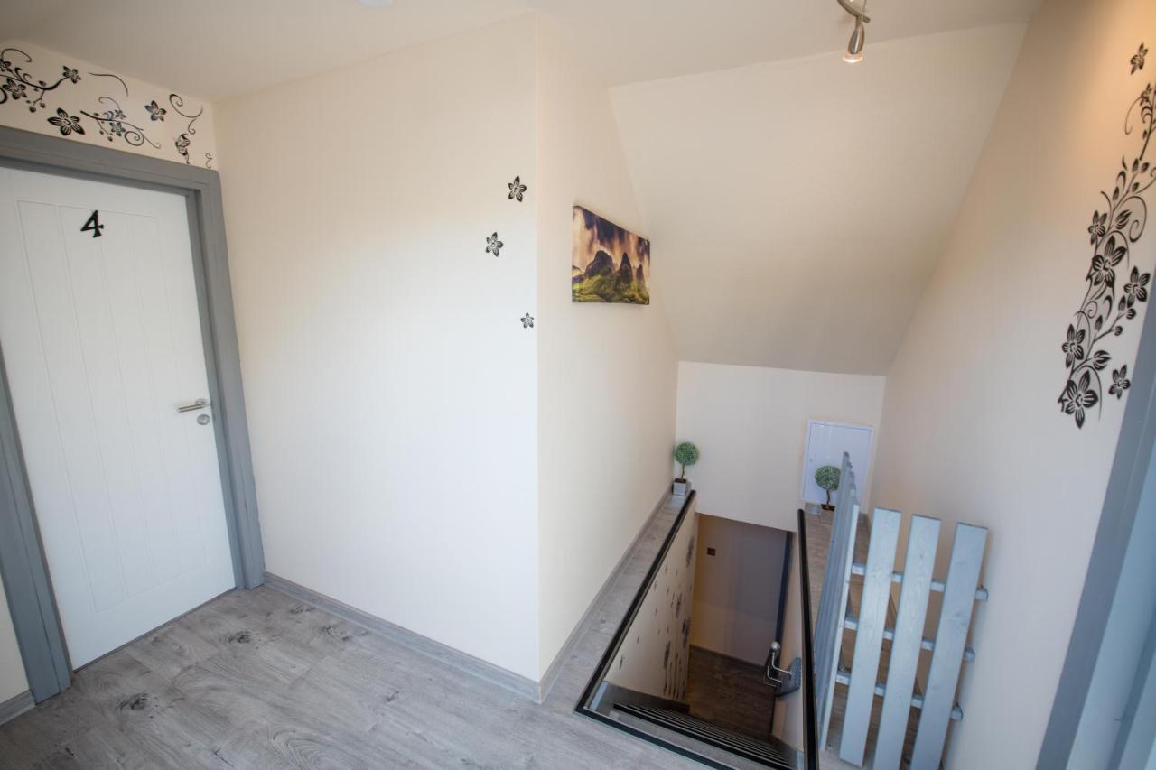 Birchbank Bed & Breakfast Roybridge Bagian luar foto
