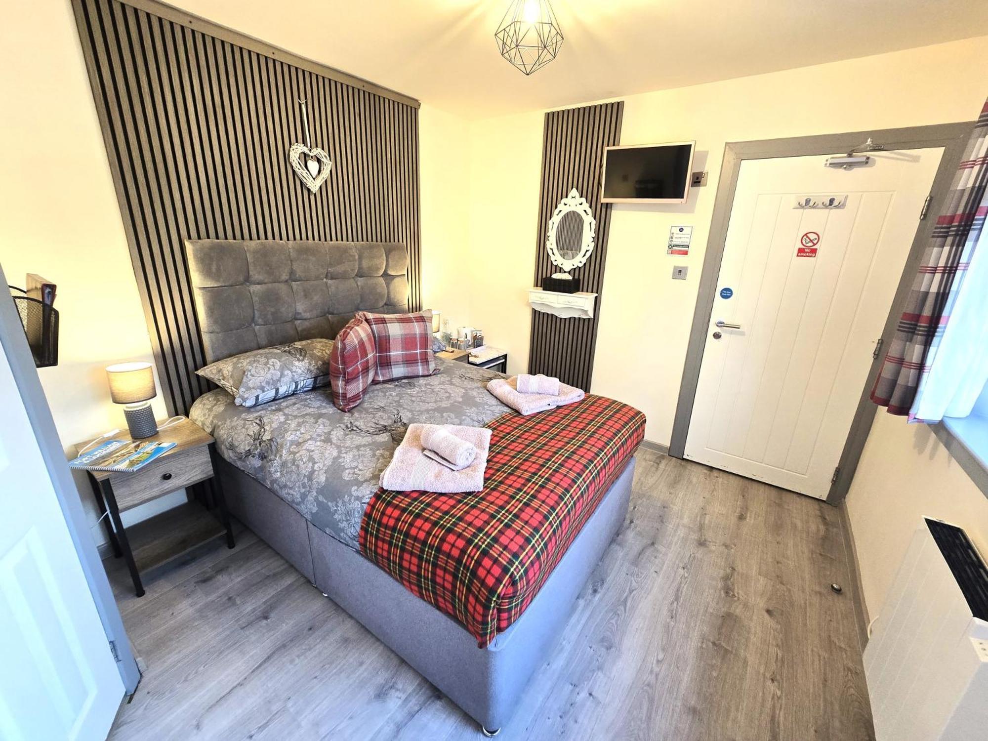 Birchbank Bed & Breakfast Roybridge Bagian luar foto