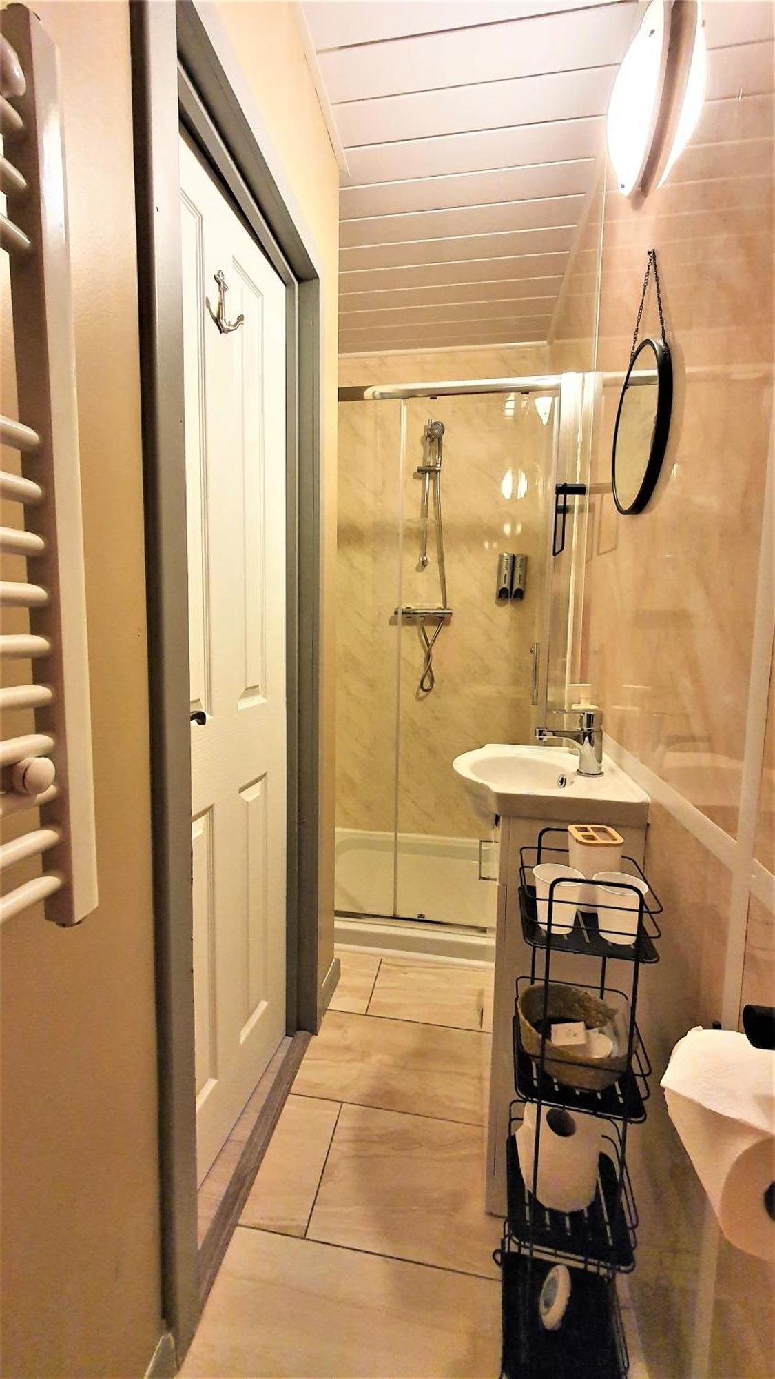 Birchbank Bed & Breakfast Roybridge Bagian luar foto
