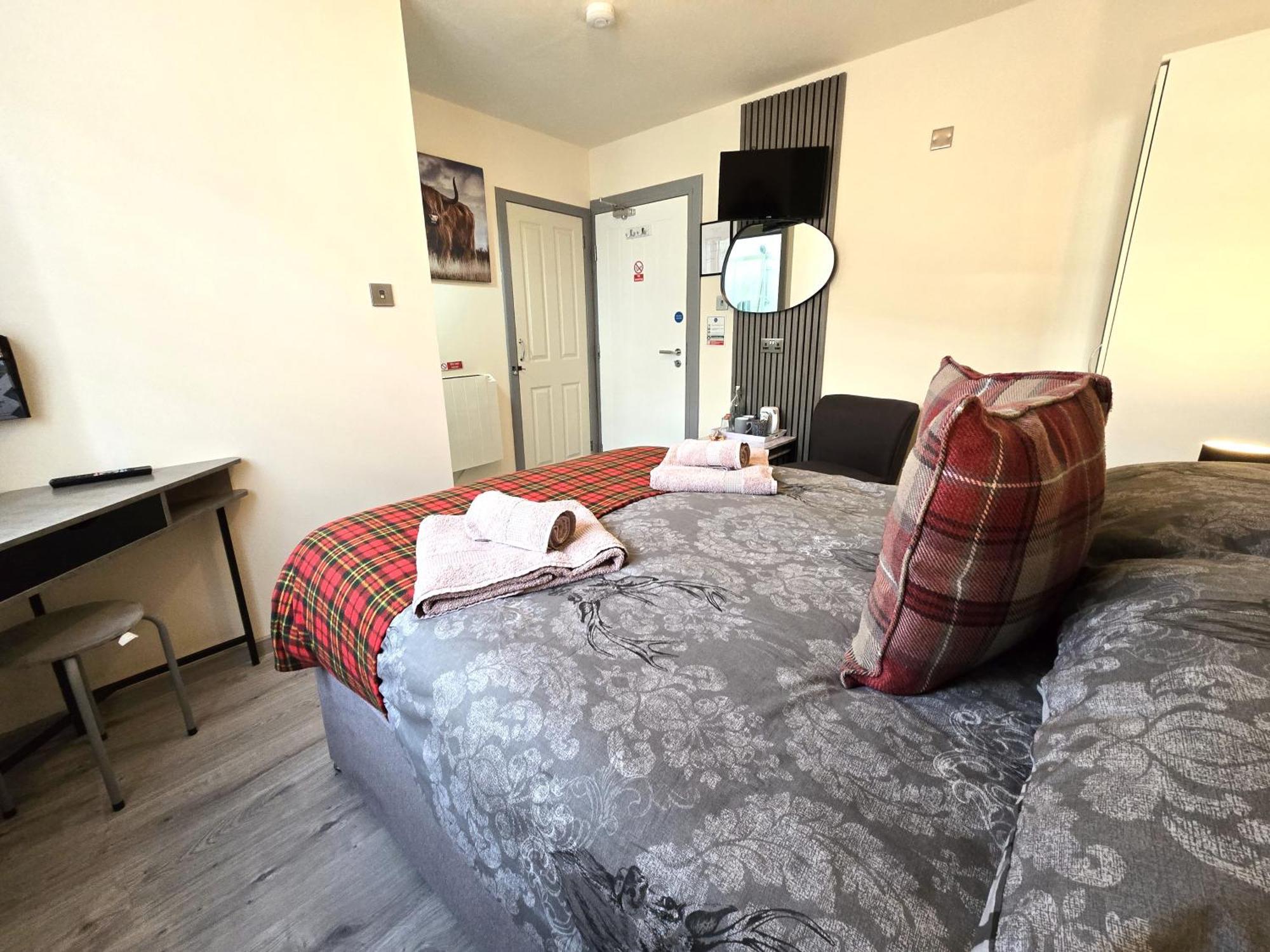 Birchbank Bed & Breakfast Roybridge Bagian luar foto
